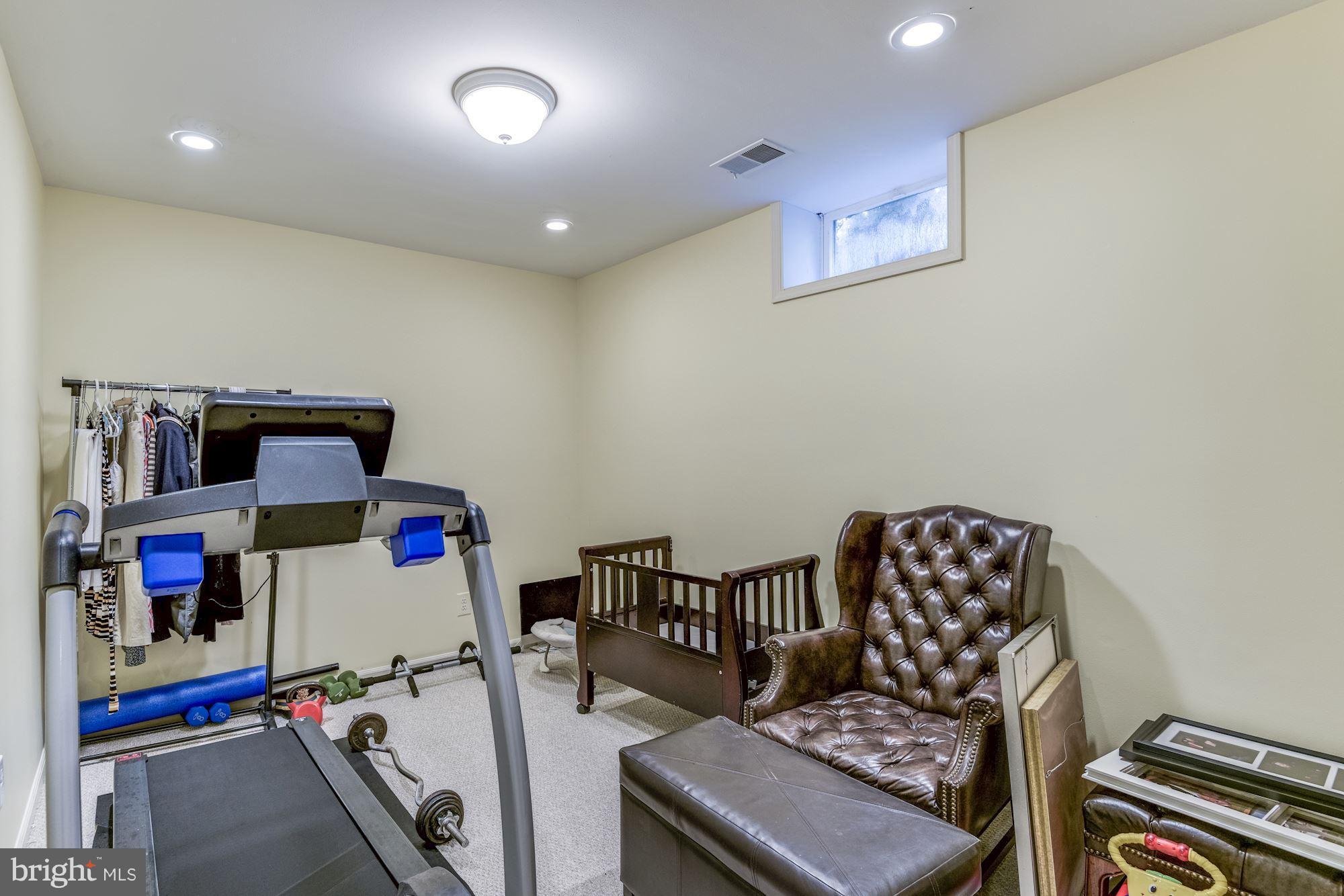 9023 Golden Leaf Court Springfield, VA 22153 - Photo 27 of 30 Lower lvl Extra Room