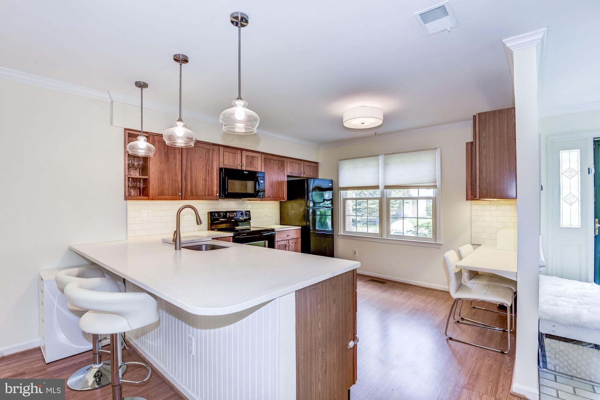 9023 Golden Leaf Court Springfield, VA 22153 - Photo 5 of 30 Kitchen