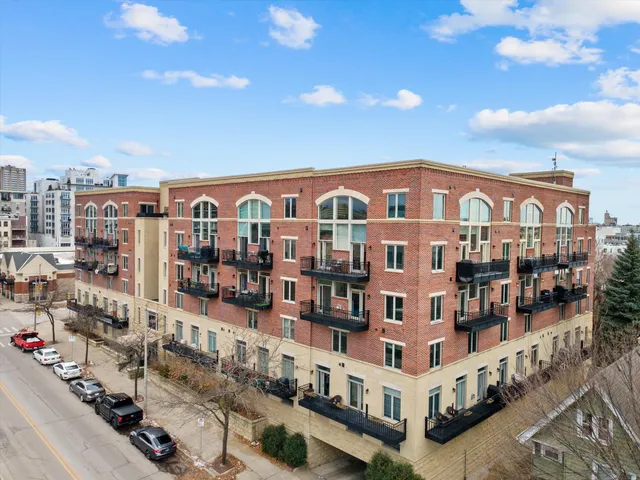 $375,000 | 1515 North Van Buren Street, Unit 404, Milwaukee, WI 53202
