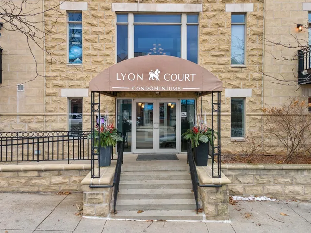 $375,000 | 1515 North Van Buren Street, Unit 404, Milwaukee, WI 53202