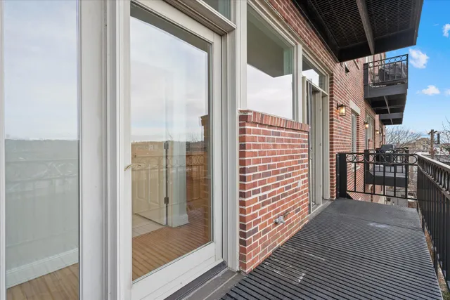 $375,000 | 1515 North Van Buren Street, Unit 404, Milwaukee, WI 53202