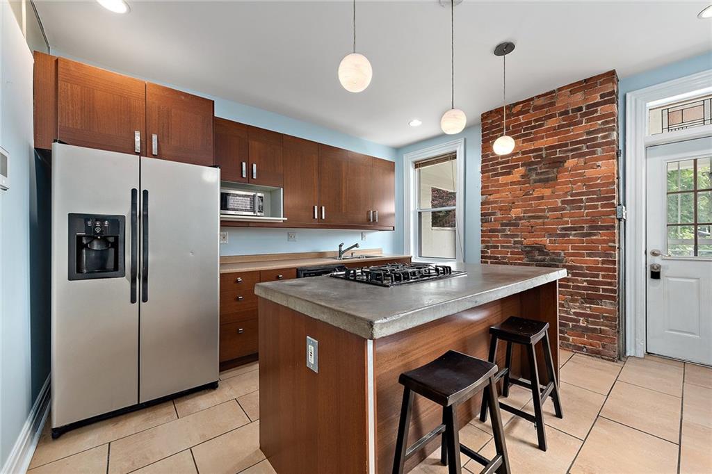 330 Main Street Pittsburgh, PA 15201 - Photo 11 of 25