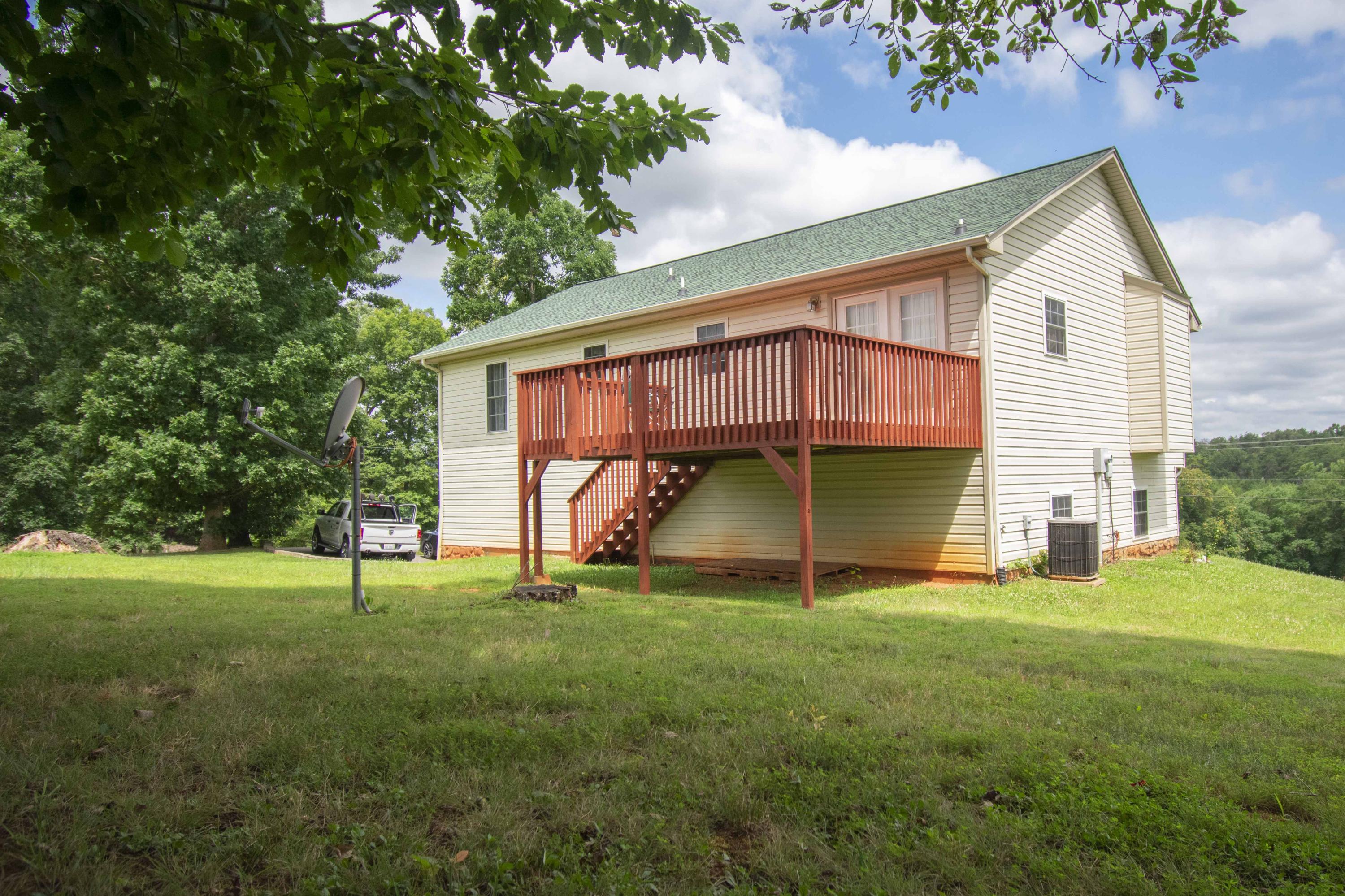5474 Stewartsville Road Moneta, VA 24121 - Photo 8 of 25 Final 8 Low