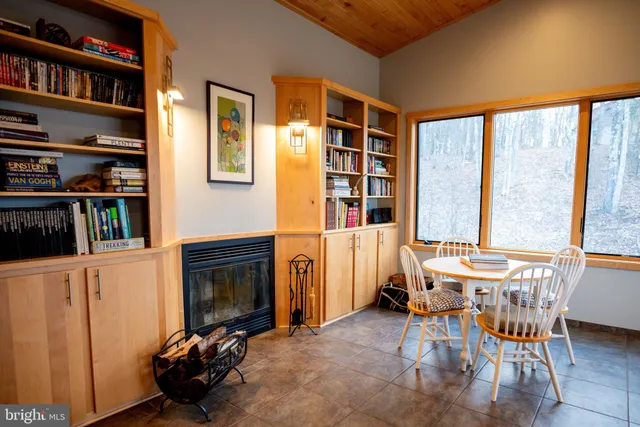 $585,000 | 355 Lonesome Pine Road, Oakland, MD 21550