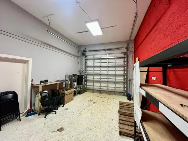 $27 | 5098 Northwest 37th Avenue, Unit A, Tamarac, FL 33309