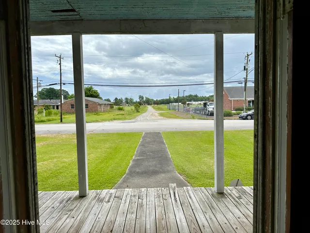 $150,000 | 207 North 5th Street, Aurora, NC 27806