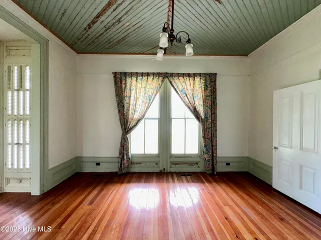 $150,000 | 207 North 5th Street, Aurora, NC 27806