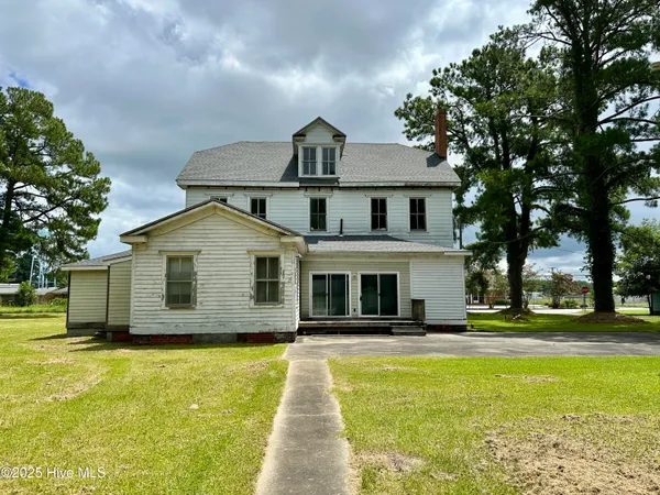 $150,000 | 207 North 5th Street, Aurora, NC 27806