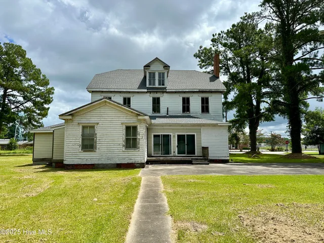 $150,000 | 207 North 5th Street, Aurora, NC 27806