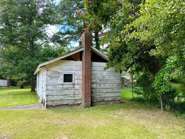 $150,000 | 207 North 5th Street, Aurora, NC 27806