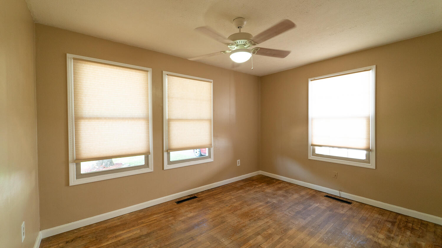 1349 Rutland Avenue Springfield, OH 45505 - Photo 14 of 30