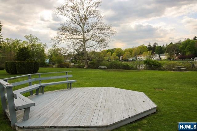 207 North Maple Avenue Park Ridge, NJ 07656 - Photo 15 of 18 Gallery Image 15