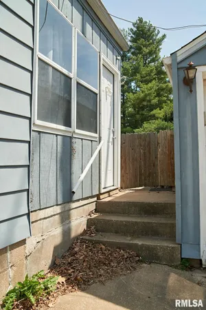 $205,000 | 436 Hickory Grove East, Quincy, IL 62305