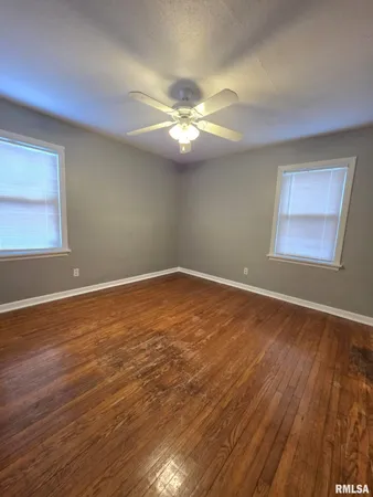 $216,500 | 436 Hickory Grove East, Quincy, IL 62305