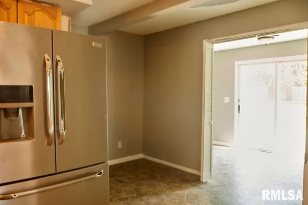 $205,000 | 436 Hickory Grove East, Quincy, IL 62305
