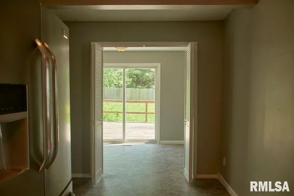 $205,000 | 436 Hickory Grove East, Quincy, IL 62305
