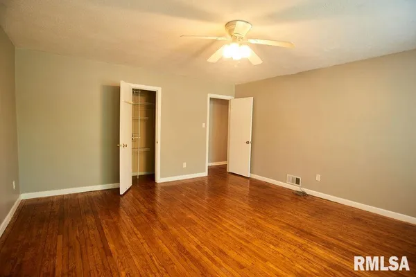 $205,000 | 436 Hickory Grove East, Quincy, IL 62305