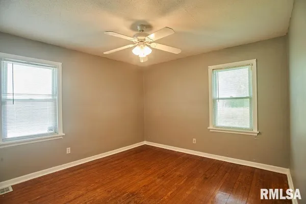$205,000 | 436 Hickory Grove East, Quincy, IL 62305