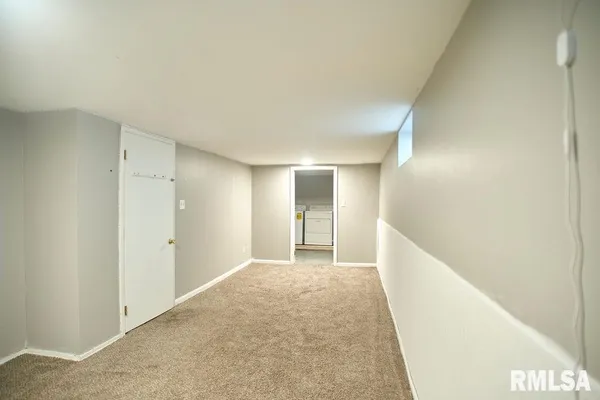 $205,000 | 436 Hickory Grove East, Quincy, IL 62305