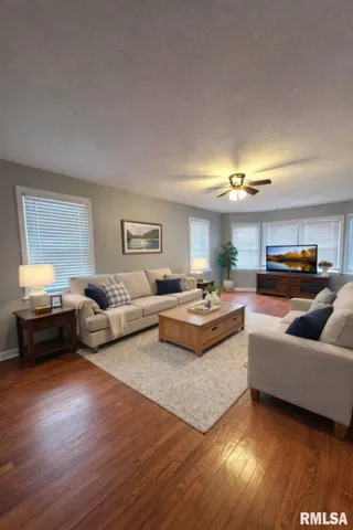 $229,000 | 436 Hickory Grove East, Quincy, IL 62305