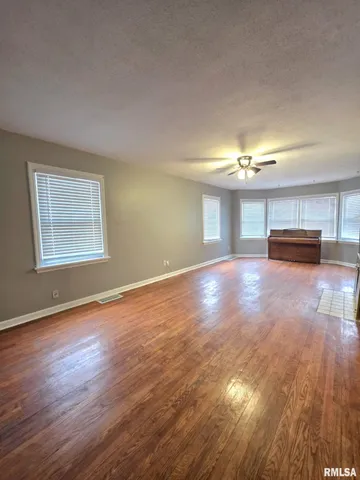 $239,000 | 436 Hickory Grove East, Quincy, IL 62305