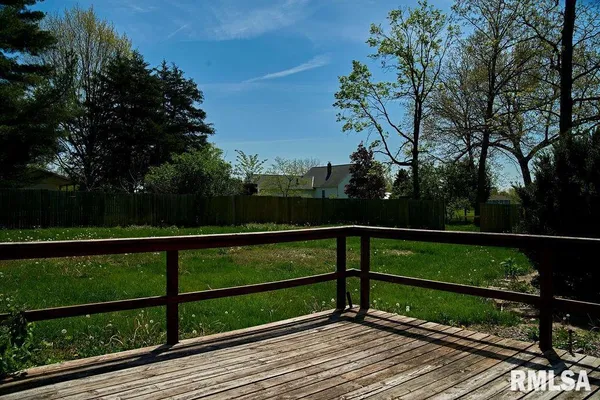 $205,000 | 436 Hickory Grove East, Quincy, IL 62305
