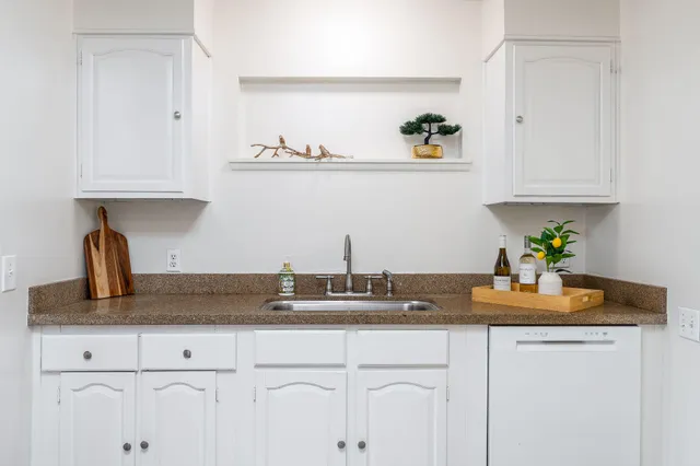 $449,000 | 42735 Kansas Street, Palm Desert, CA 92211