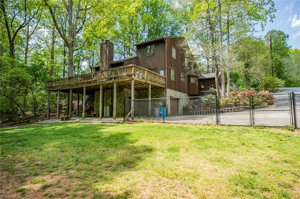 426 Farmstead Road Winston-Salem, NC 27107 - Photo 11 of 48 check out the gorgeous wood on the ceiling!
