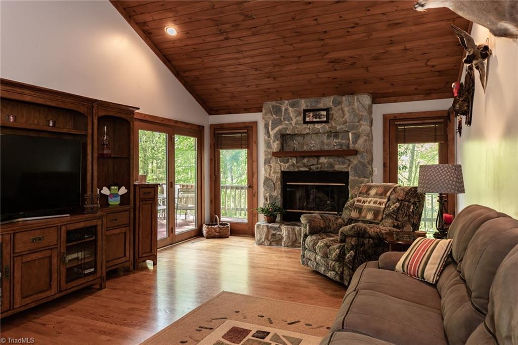 426 Farmstead Road Winston-Salem, NC 27107 - Photo 33 of 48 Second Bedroom