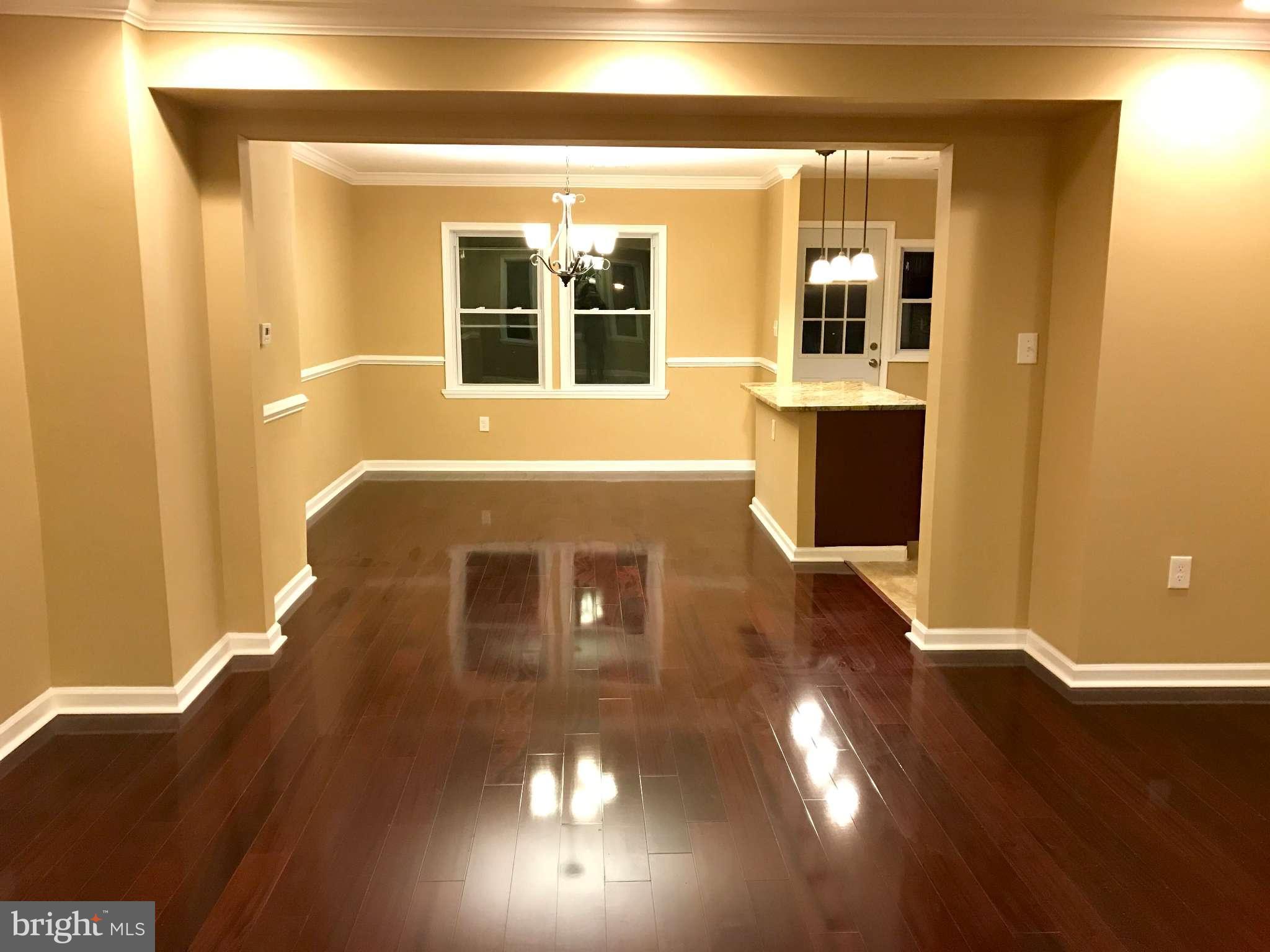 1508 Winford Road Baltimore, MD 21239 - Photo 9 of 26 Living Room