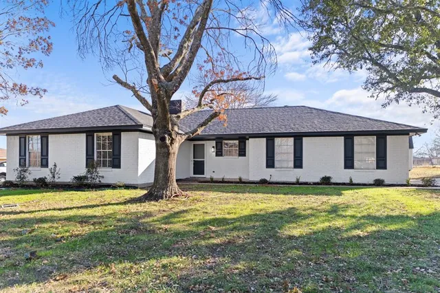 $415,000 | 602 Cardinal Drive, Ovilla, TX 75154