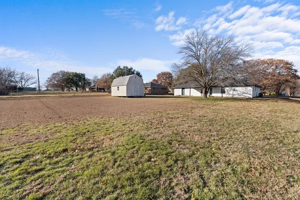 $365,000 | 602 Cardinal Drive, Ovilla, TX 75154