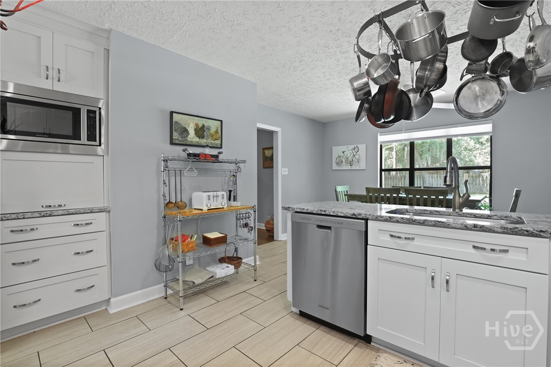 6 Ramsgate Road Savannah, GA 31419 - Photo 12 of 39