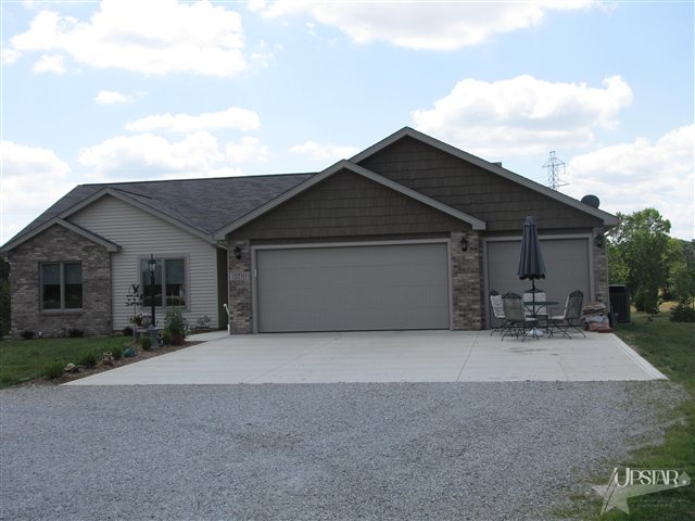 15710 Feighner Road Roanoke, IN 46783 - Photo 1 of 29