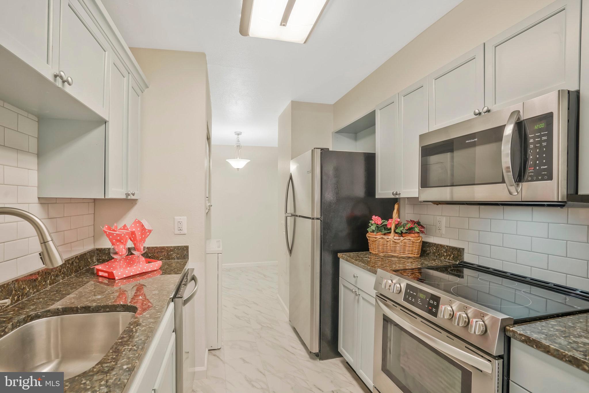 6101 Edsall Road, Unit 306 Alexandria, VA 22304 - Photo 9 of 51