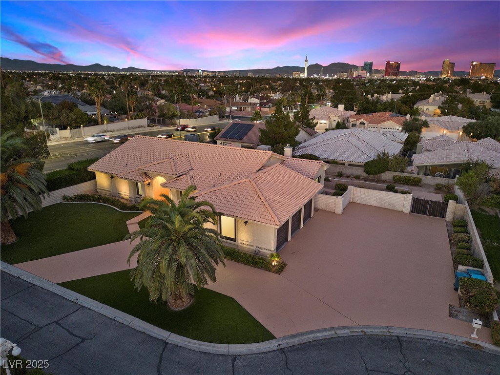 5555 West Desert Inn Road Las Vegas, NV 89146 - Photo 46 of 50 Meticulously landscaped property includes RV parking!