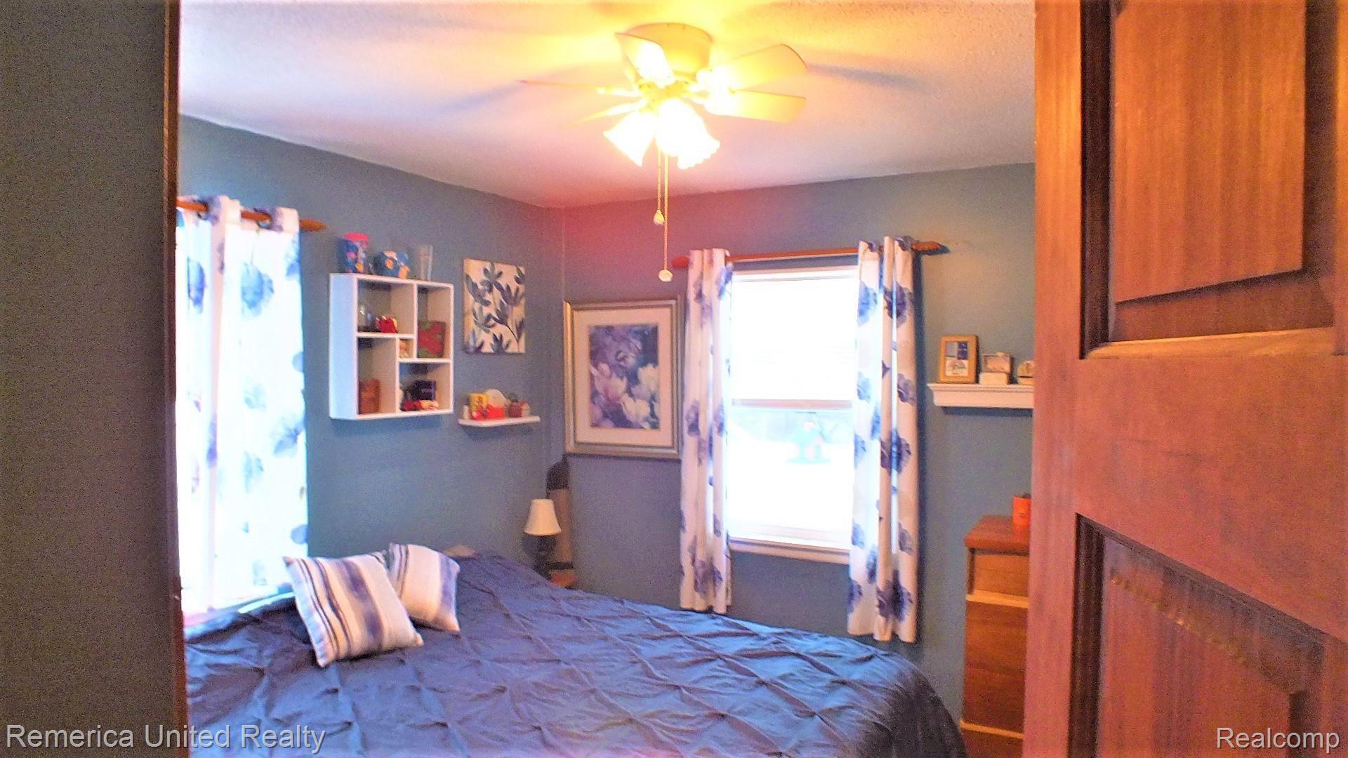 3369 Susan Drive Howell, MI 48855 - Photo 13 of 24 DSCF4035 (2).JPG