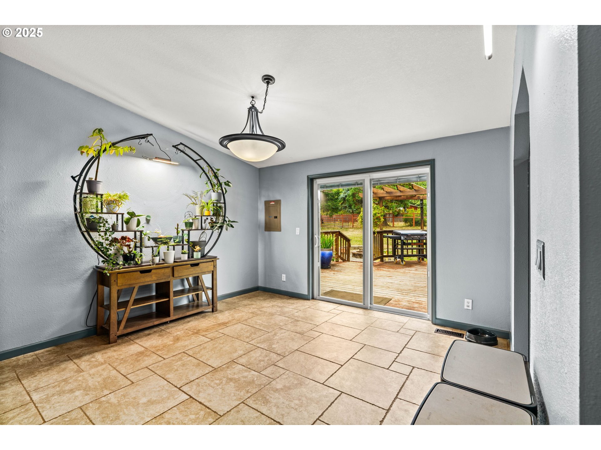37495 Parsons Creek Road Springfield, OR 97478 - Photo 11 of 47 a view of a room with a dining table and window