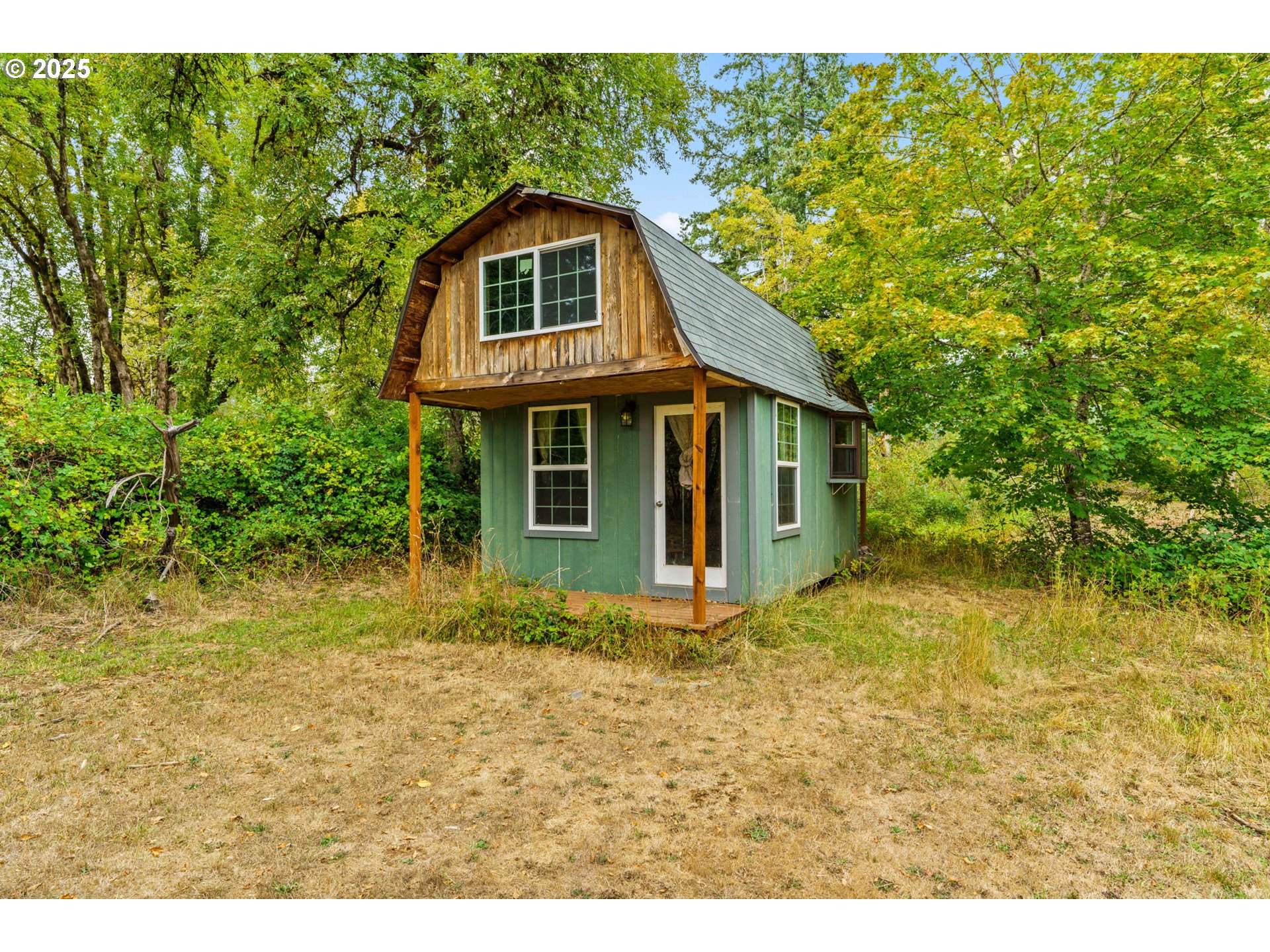 37495 Parsons Creek Road Springfield, OR 97478 - Photo 38 of 47 a view of a yard in front of house