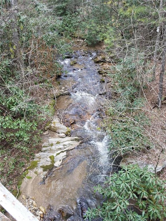 16 Walsh Road Purlear, NC 28665 - Photo 3 of 7 Gallery Image 3