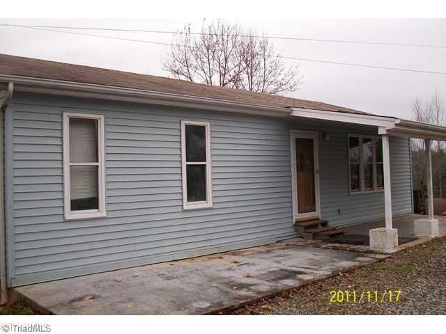 522 Mitchell Mill Road Gladys, VA 24554 - Photo 1 of 3 Exterior Front.