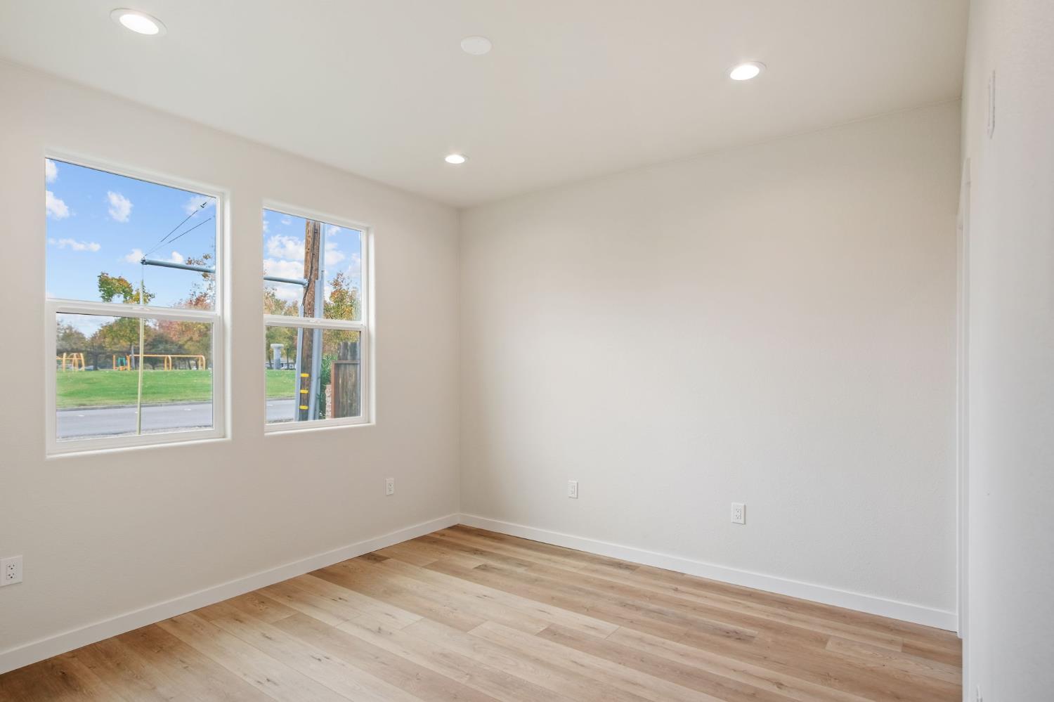 243 East E 3rd Street Tracy, CA 95376 - Photo 21 of 29 an empty room with a window