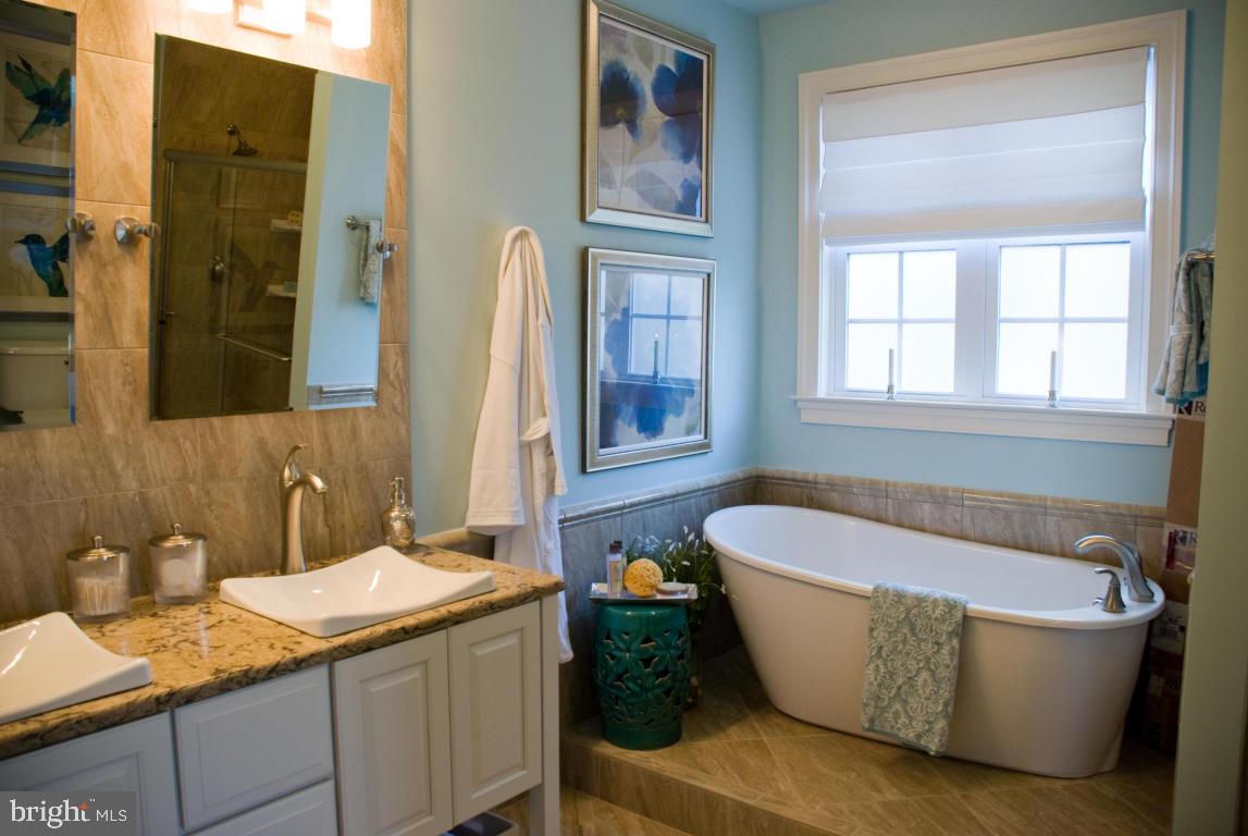 496 Resolution Drive, Unit 45 Lititz, PA 17543 - Photo 5 of 11 Gallery Image 5