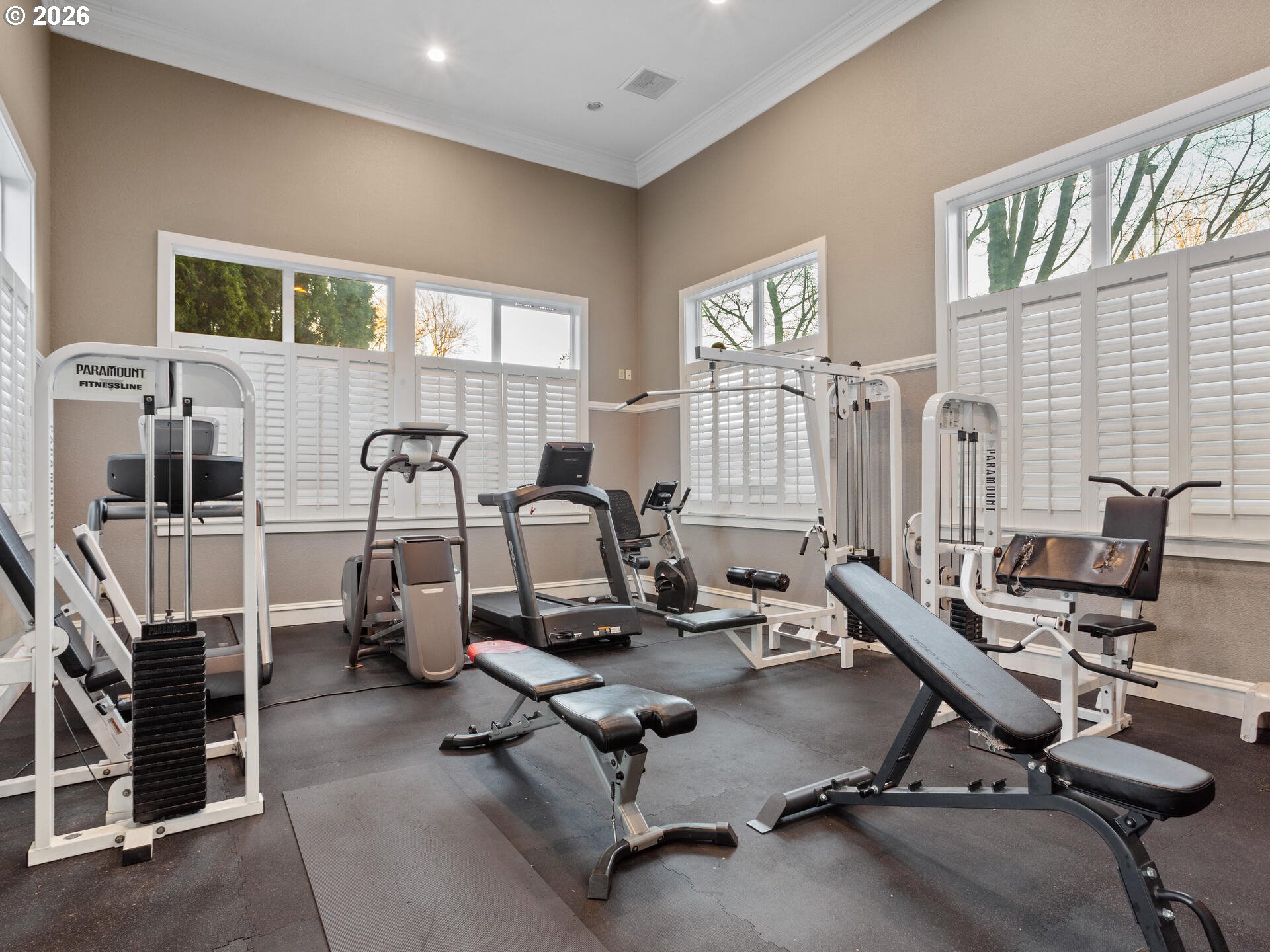 758 Southeast Fairwinds Loop Vancouver, WA 98661 - Photo 24 of 30 a room with gym equipment and windows