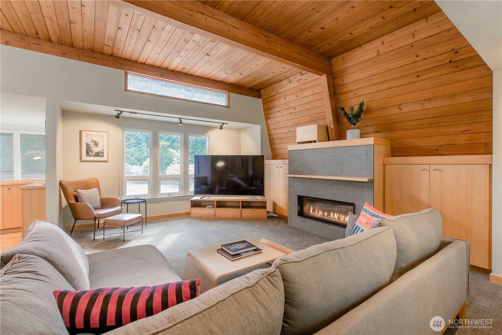123 Hiline Road Bellingham, WA 98229 - Photo 20 of 40 a living room with furniture and a fireplace