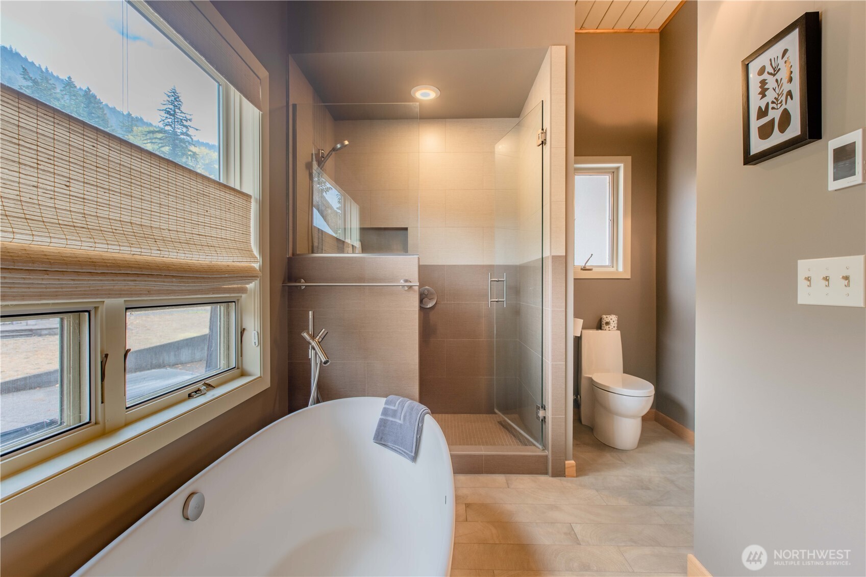 123 Hiline Road Bellingham, WA 98229 - Photo 24 of 40 a bathroom with a toilet sink and a mirror