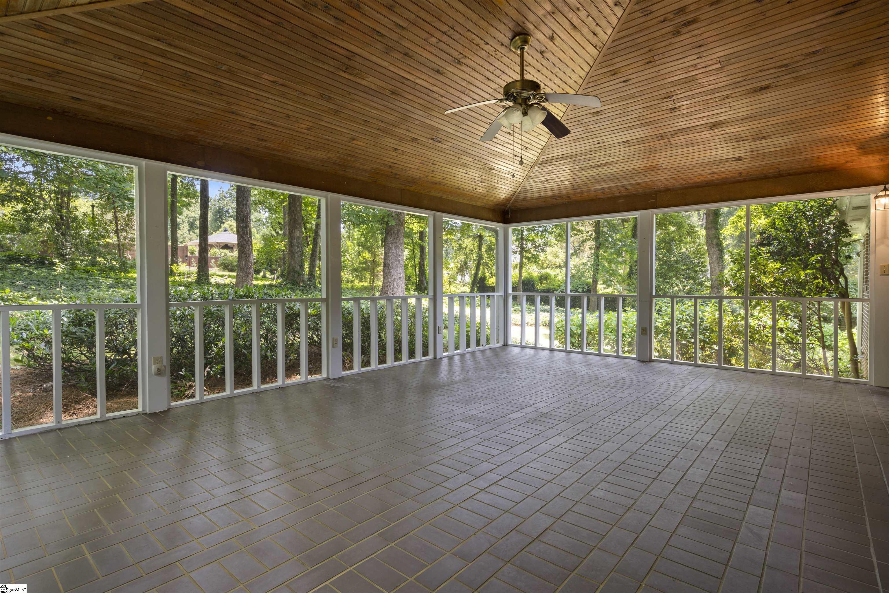 501 Botany Road Greenville, SC 29615 - Photo 2 of 36 Gallery Image 2