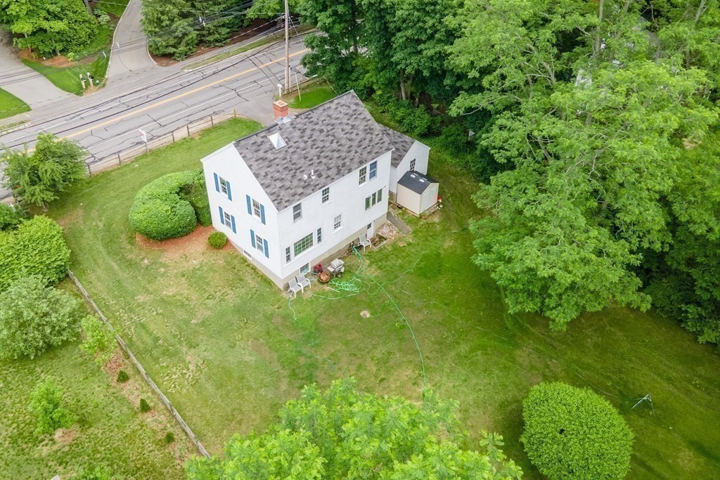 510 Lexington Road Concord, MA 01742 - Photo 3 of 28