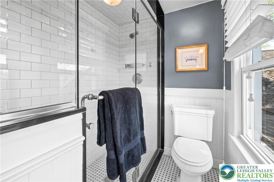 1072 5 Points Richmond Road Bangor, PA 18013 - Photo 49 of 66 a bathroom with a toilet and a shower