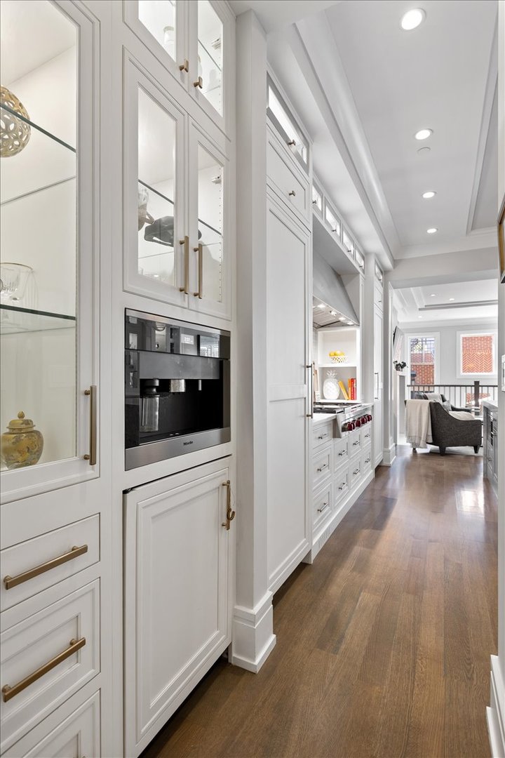 2138 North Seminary Avenue Chicago, IL 60614 - Photo 15 of 76